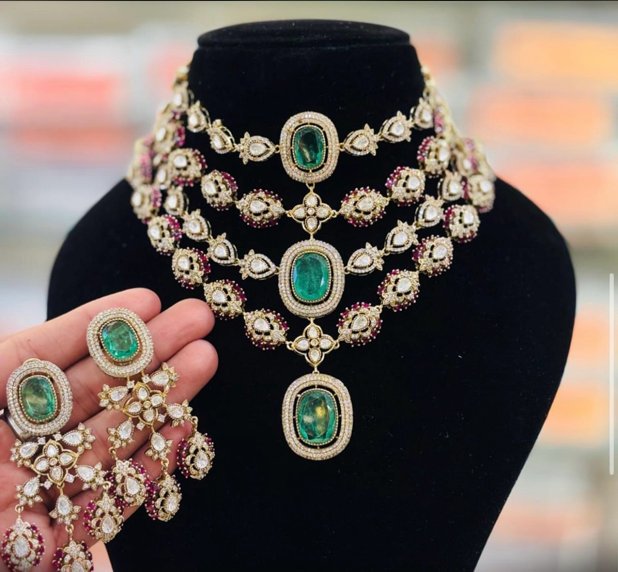 Grand Green Stone Bridal Choker